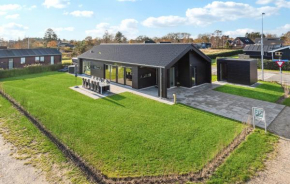 Gorgeous Home In Hadsund With Sauna, Øster Hurup